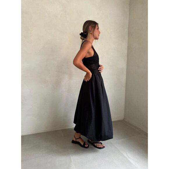 ASTR the Label Contrast Bubble Midi Sundress in Black Size Large - Picture 2 of 12